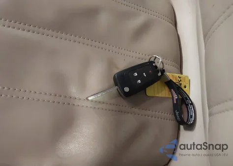 2017 Buick Regal Sport Touring z USA, uszkodzony, nr VIN 2G4GL5EX4H9129459